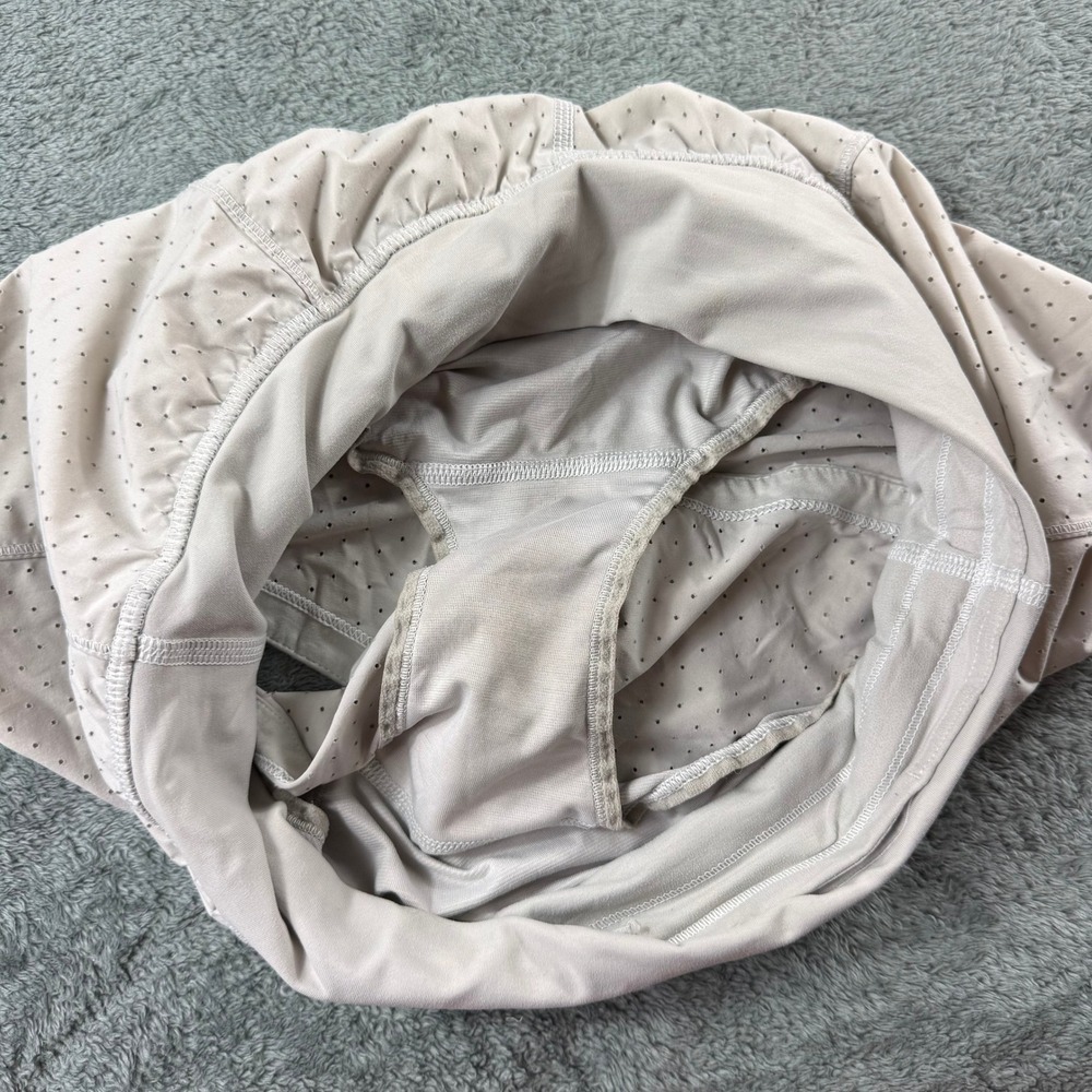 Lululemon Final Lap Shorts Lined Perforated Running Taupe Size 4 LW7AM7S - Picture 6 of 11